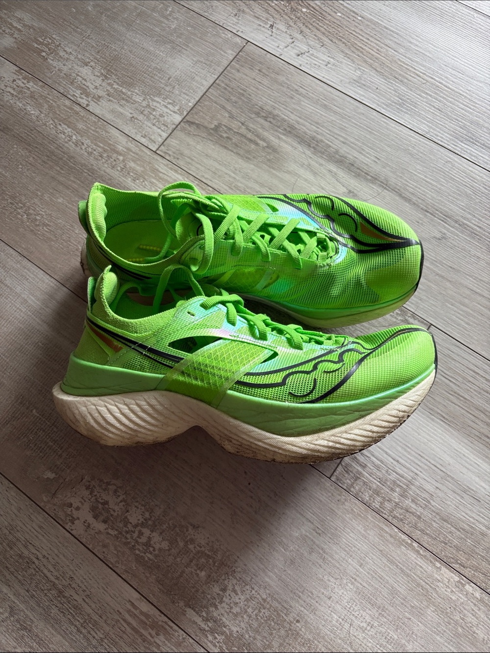 Saucony Endorphin Elite 1